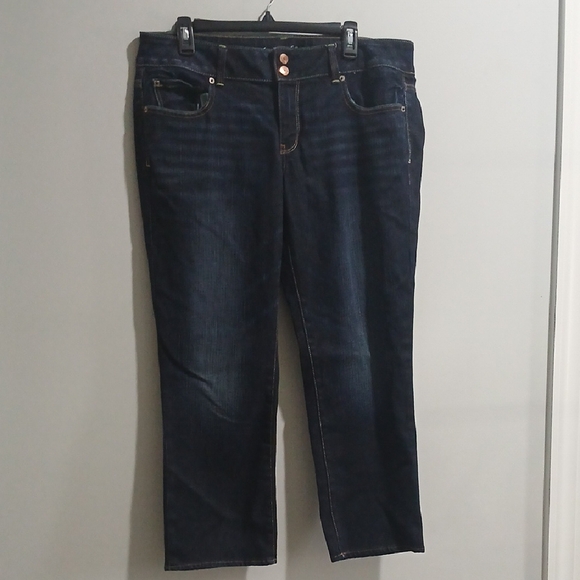 American Eagle Outfitters Blue Straight Leg Jeans Sz 14 Gentle Used - Picture 1 of 9